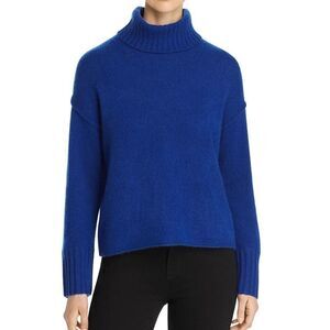 NWT 100% Cashmere Bloomingdales Turtle-Neck Sweater